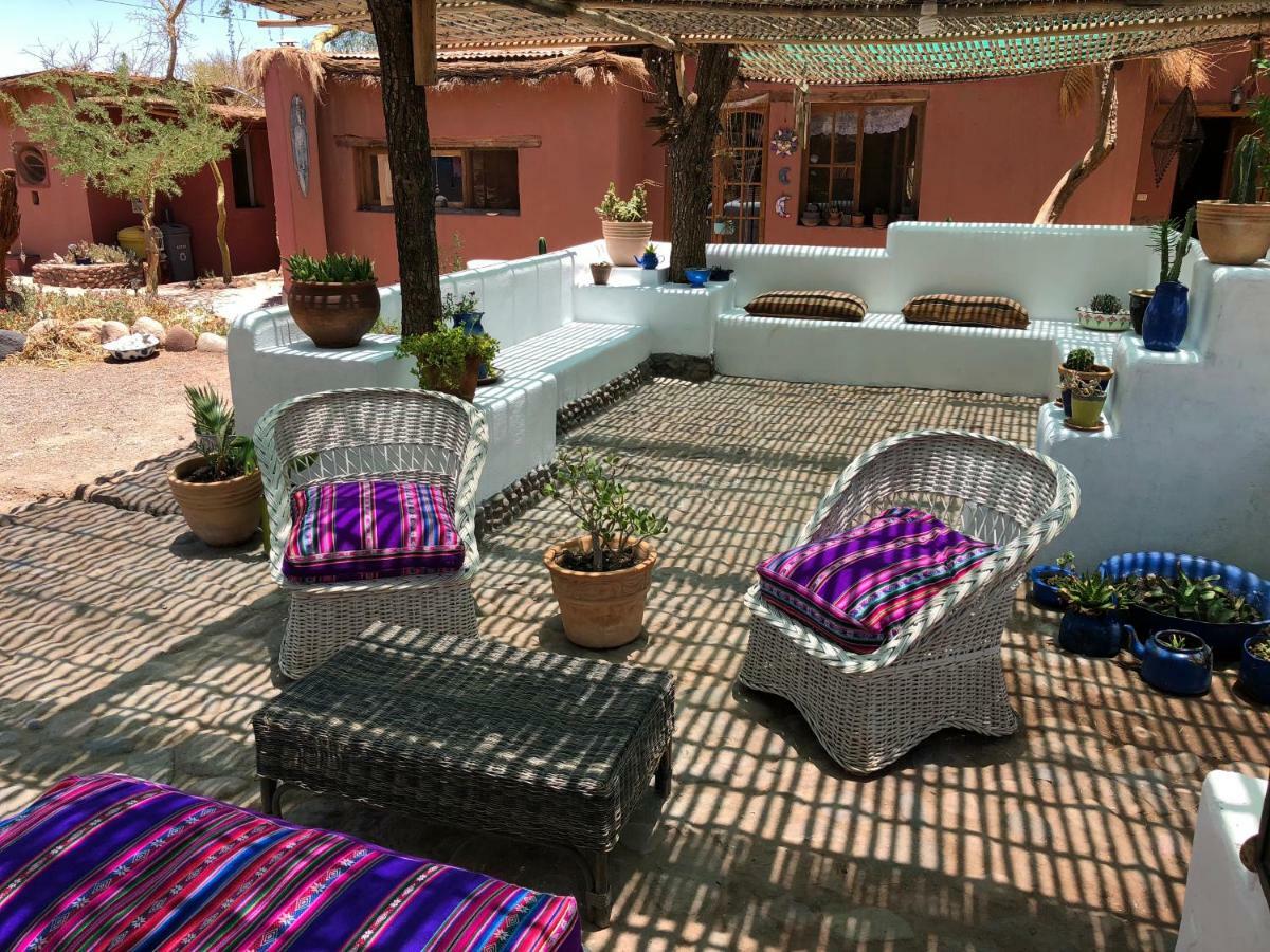 Rancho Quitapenas Bungalows ซานเปโดร เด อาตากามา ภายนอก รูปภาพ