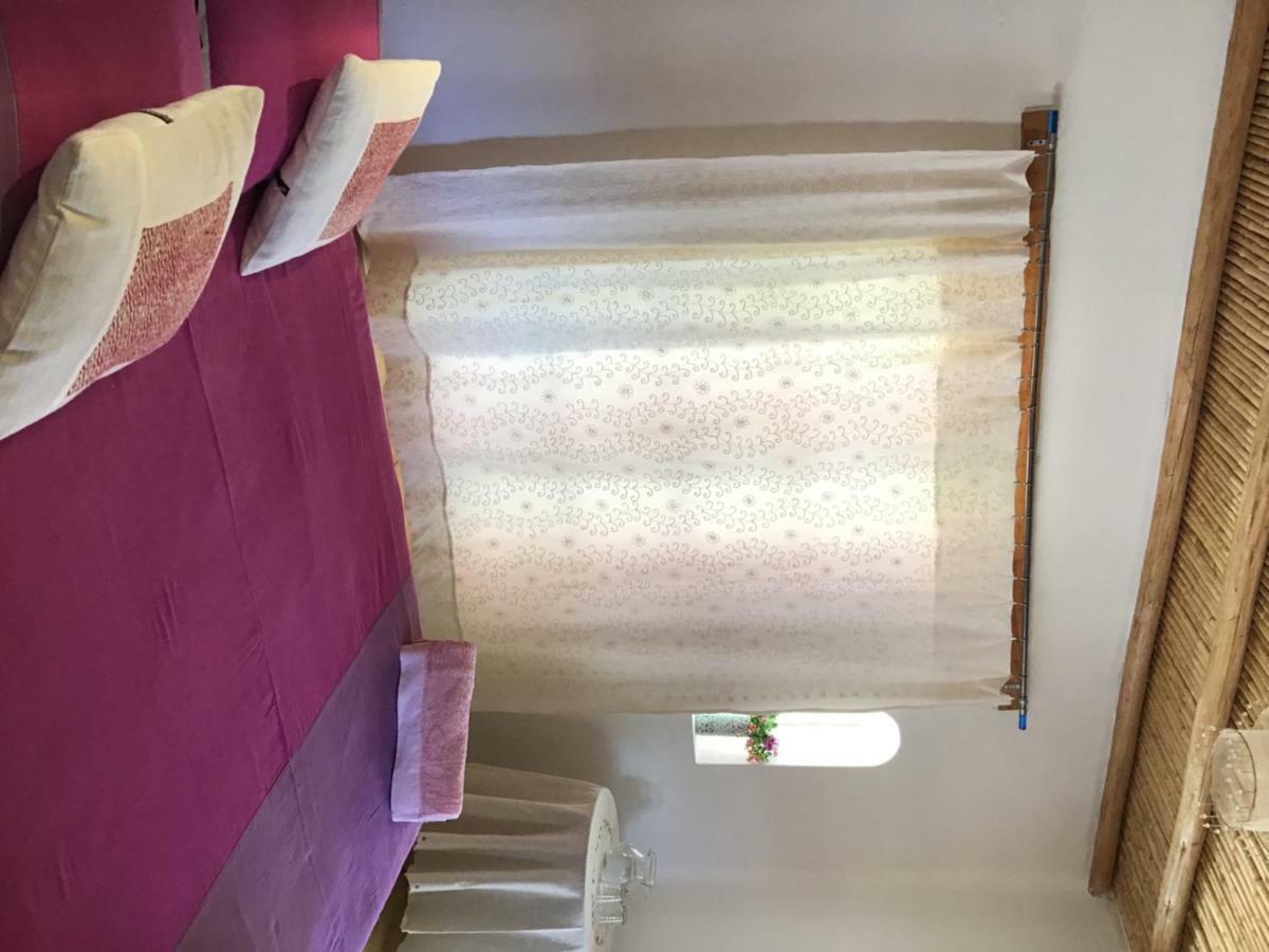 Rancho Quitapenas Bungalows ซานเปโดร เด อาตากามา ห้อง รูปภาพ